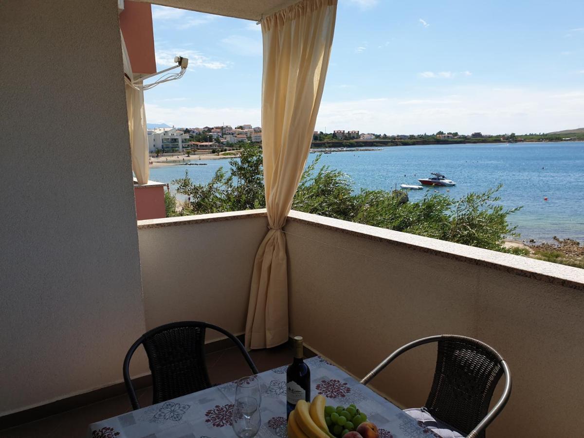 Summertime Apartmani Povljana Exterior photo